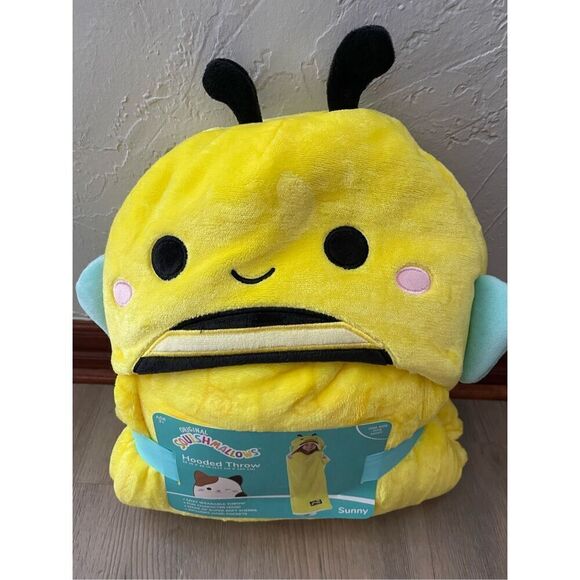 Original Squashmallows Hooded Throw Blanket Sunny Bee - Picture 1 of 6